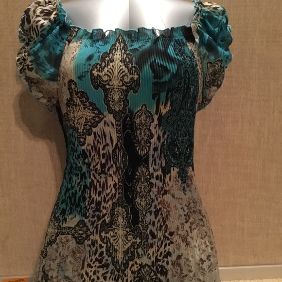 Lovely torquoise and black blouse - Picture 1 of 4